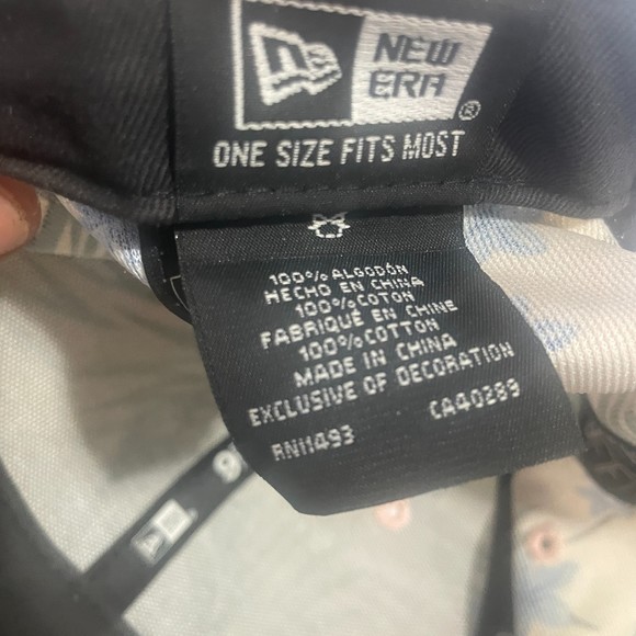 Florida Marlins 9Fifty Cooperstown Collection Floral Beach Hawaiian Snapback Hat - Picture 5 of 10